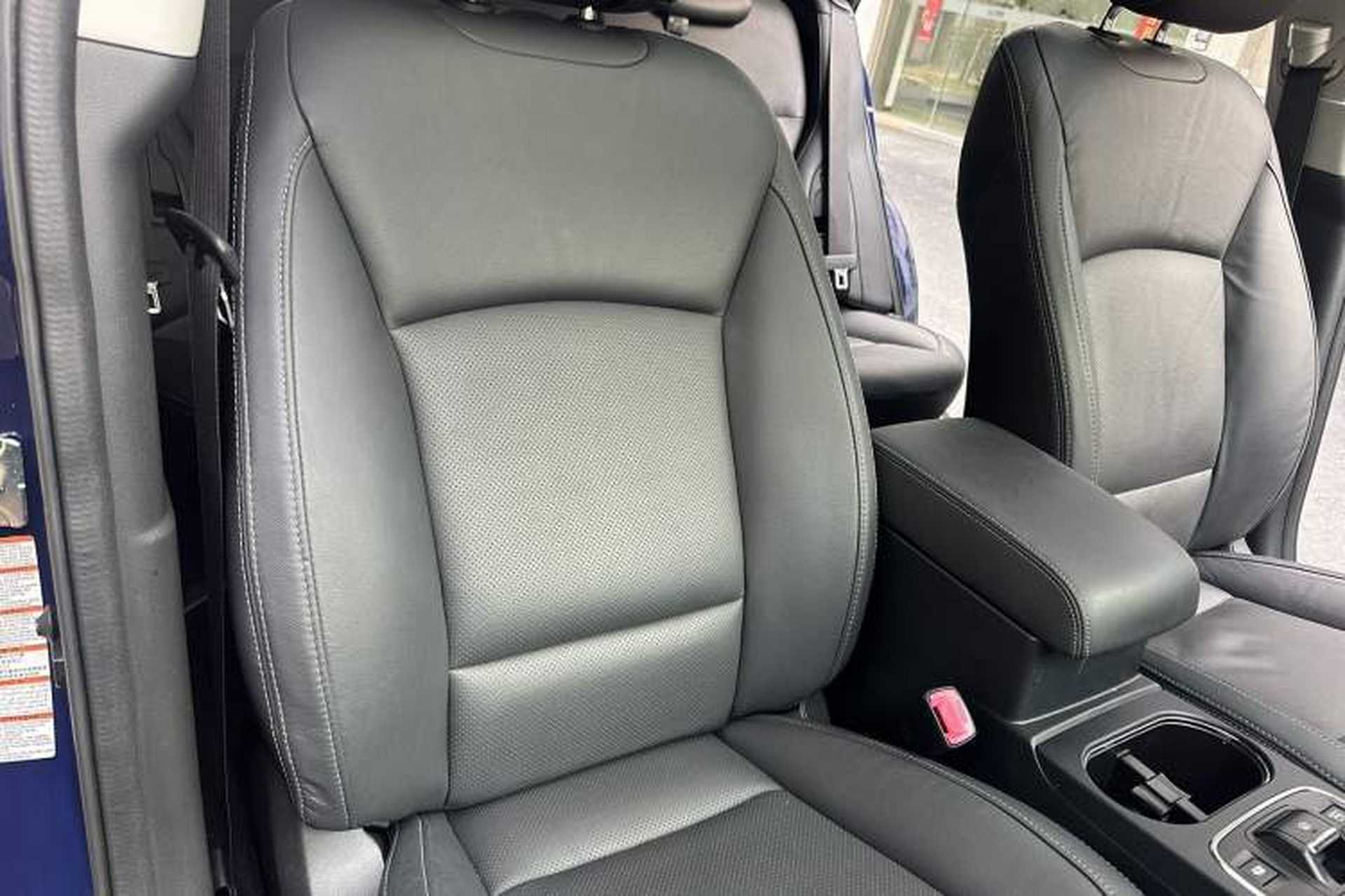 Used Subaru Outback 2017 2.5i Luxury Navigation Edition with EyeSight Interior 7