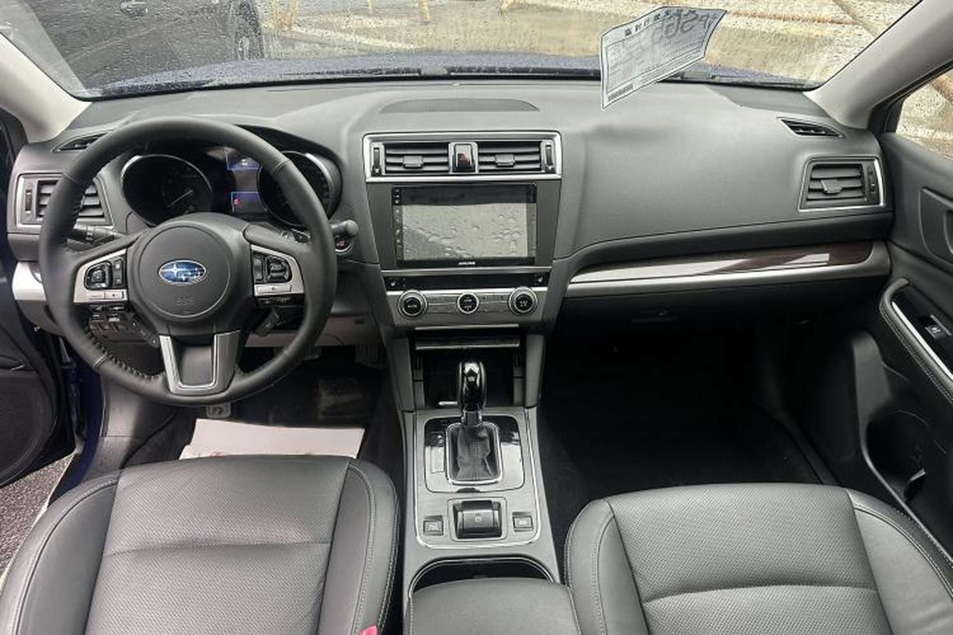 Used Subaru Outback 2017 2.5i Luxury Navigation Edition with EyeSight Interior 8