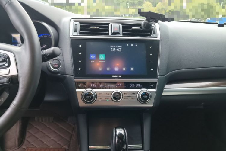 Used Subaru Outback 2017 2.5i Luxury Navigation Edition Audio And AC Panel
