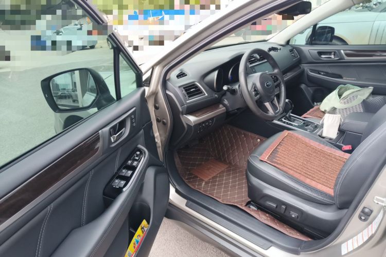 Used Subaru Outback 2017 2.5i Luxury Navigation Edition Driver Seat