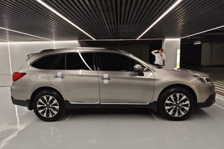 Used Subaru Outback 2017 2.0DIT Prestige Edition Exterior 2