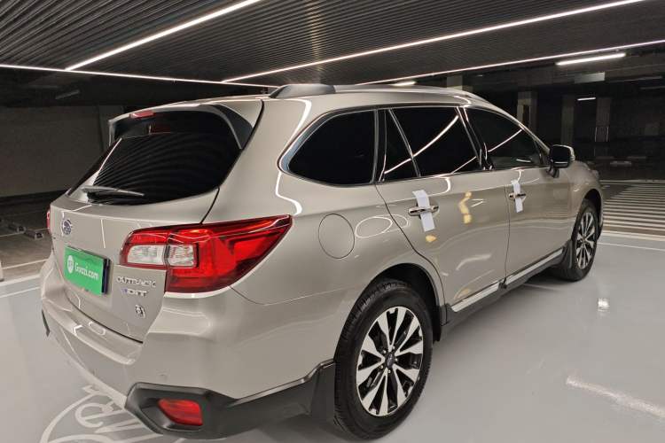 Used Subaru Outback 2017 2.0DIT Prestige Edition Exterior 3