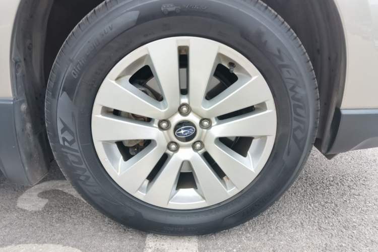 Used Subaru Outback 2017 2.5i Luxury Navigation Edition Exterior 4