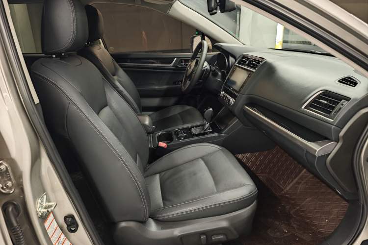 Used Subaru Outback 2017 2.0DIT Prestige Edition Interior 3