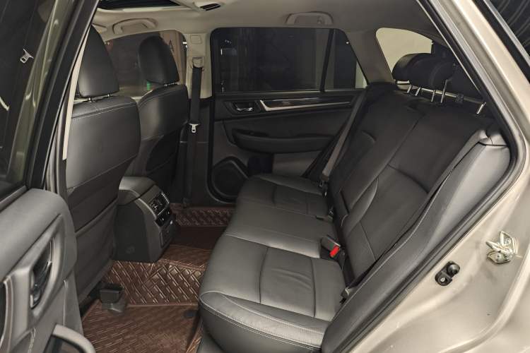 Used Subaru Outback 2017 2.0DIT Prestige Edition Interior 5