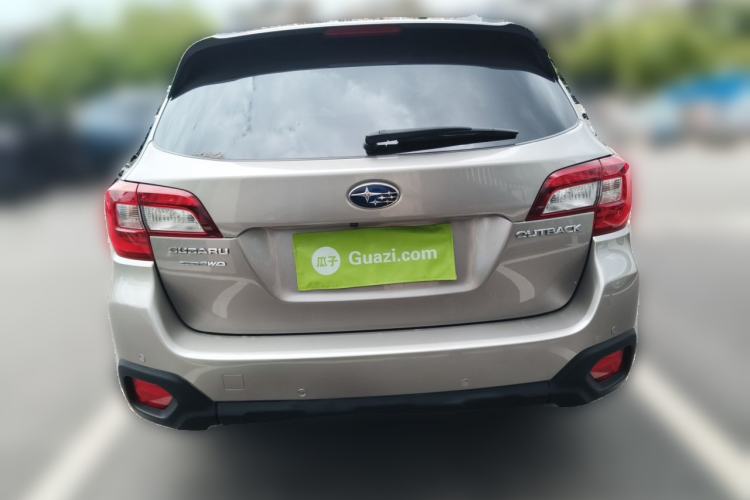 Used Subaru Outback 2017 2.5i Luxury Navigation Edition Rear