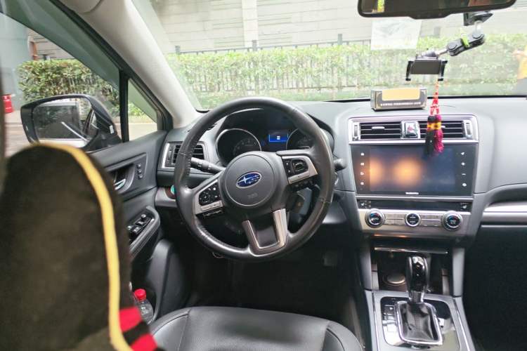 Used Subaru Outback 2017 2.5i Luxury Navigation Edition with EyeSight Steering Wheel