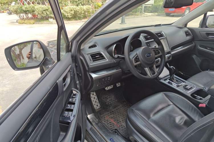 Used Subaru Outback 2017 2.5i Sport Navigation Edition with EyeSight Driver Seat