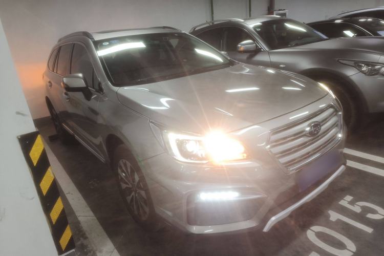 Used Subaru Outback 2017 2.5i Sport Navigation Edition with EyeSight Front Right 45 Deg