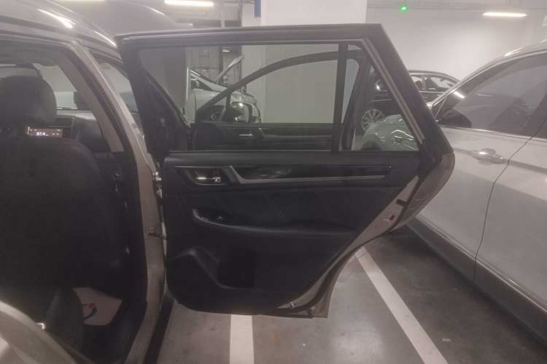 Used Subaru Outback 2017 2.5i Sport Navigation Edition with EyeSight Right Rear Door Interior