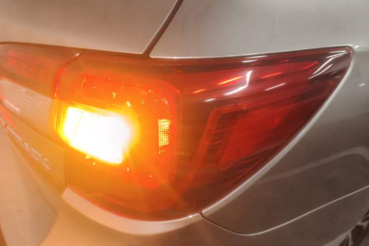 Used Subaru Outback 2017 2.5i Sport Navigation Edition with EyeSight Right Rear Taillight