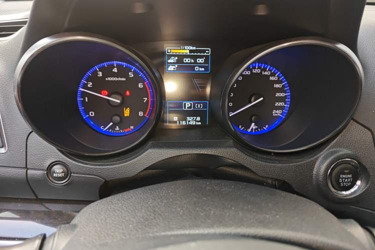 Used Subaru Outback 2017 2.5i Luxury Navigation Edition with EyeSight Odometer Close Up