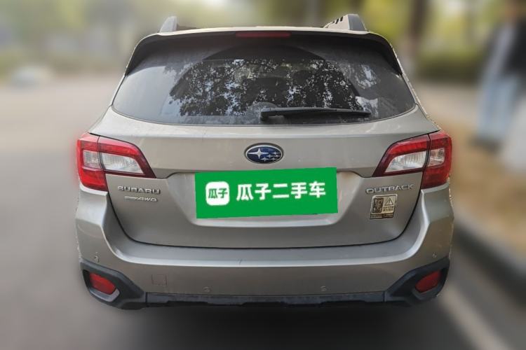 Used Subaru Outback 2017 2.5i Luxury Navigation Edition with EyeSight Rear