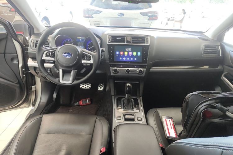 Used Subaru Outback 2017 2.5i Sport Navigation Edition with EyeSight Center Console