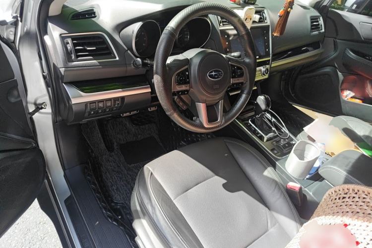 Used Subaru Outback 2017 2.5i Sport Navigation Edition with EyeSight Center Console