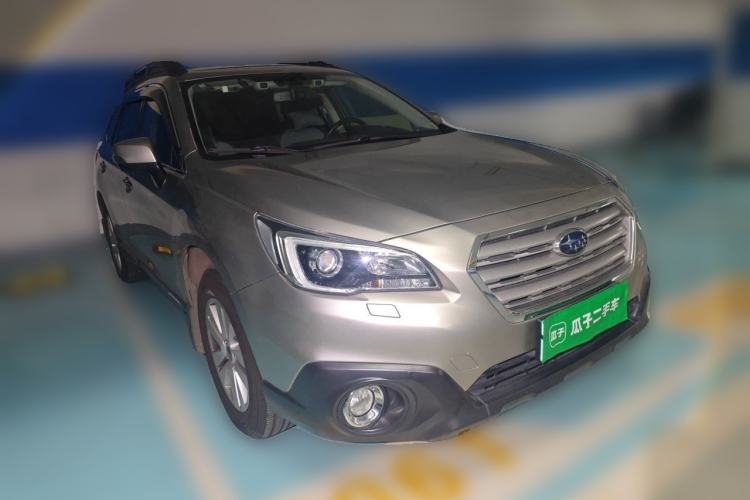 Used Subaru Outback 2017 2.5i Luxury Navigation Edition with EyeSight Front Right 45 Deg