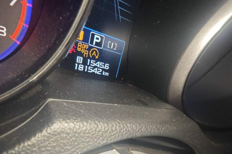 Used Subaru Outback 2017 2.5i Luxury Navigation Edition with EyeSight Odometer Close Up