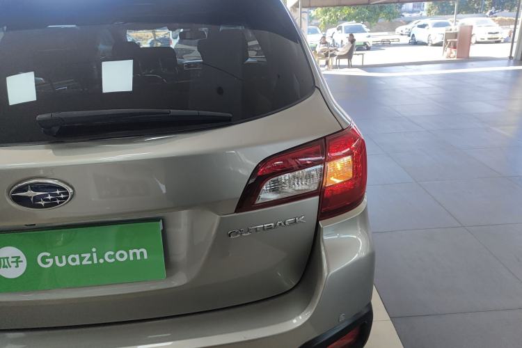 Used Subaru Outback 2017 2.5i Sport Navigation Edition with EyeSight Right Rear Taillight