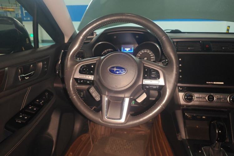Used Subaru Outback 2017 2.5i Luxury Navigation Edition with EyeSight Steering Wheel