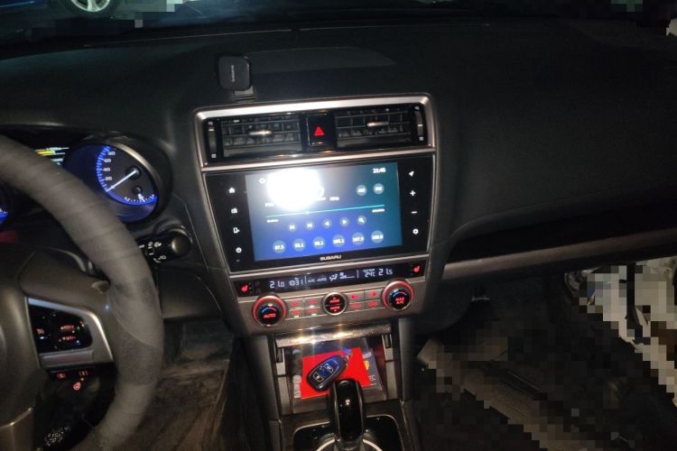 Used Subaru Outback 2017 2.5i Sport Navigation Edition Audio And AC Panel
