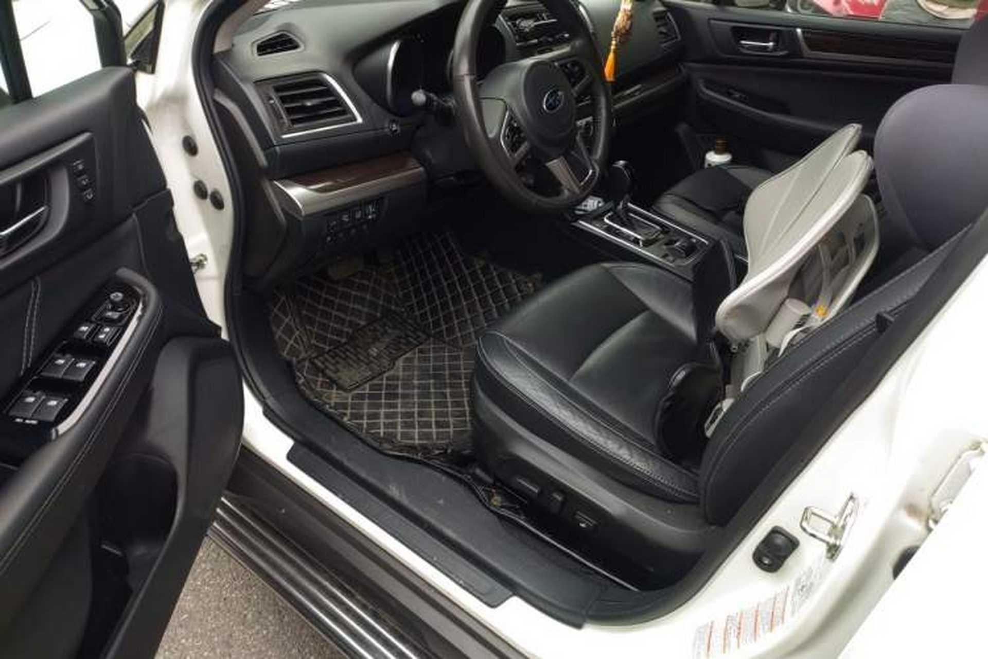 Used Subaru Outback 2017 2.5i Luxury Navigation Edition with EyeSight Driver Seat
