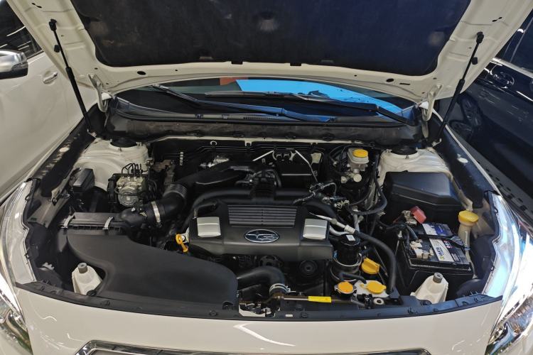 Used Subaru Outback 2017 2.5i Luxury Navigation Edition Engine Bay
