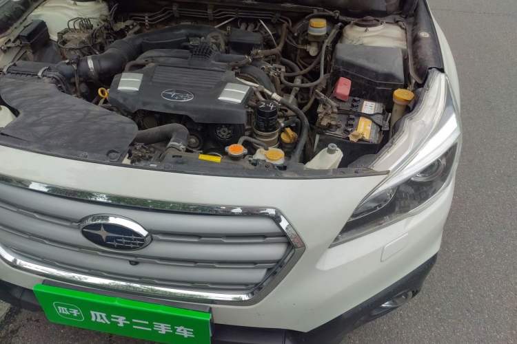 Used Subaru Outback 2017 2.5i Luxury Navigation Edition with EyeSight Engine Bay Left