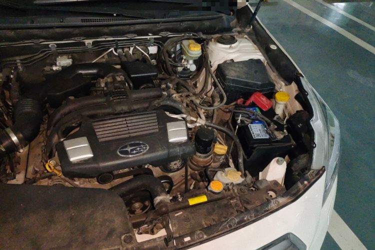 Used Subaru Outback 2017 2.5i Sport Navigation Edition with EyeSight Engine Bay Left