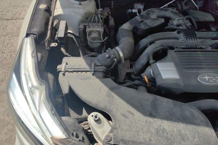 Used Subaru Outback 2017 2.5i Luxury Navigation Edition Engine Bay Right