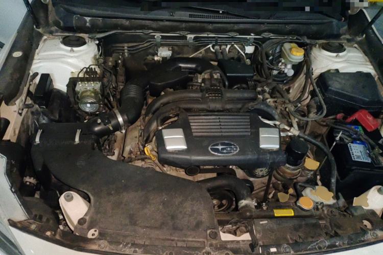 Used Subaru Outback 2017 2.5i Sport Navigation Edition with EyeSight Engine Bay