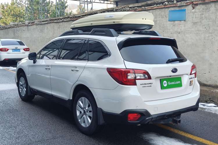 Used Subaru Outback 2017 2.5i Luxury Navigation Edition with EyeSight Exterior 3