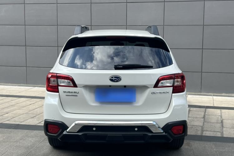 Used Subaru Outback 2017 2.5i Luxury Navigation Edition Exterior 3