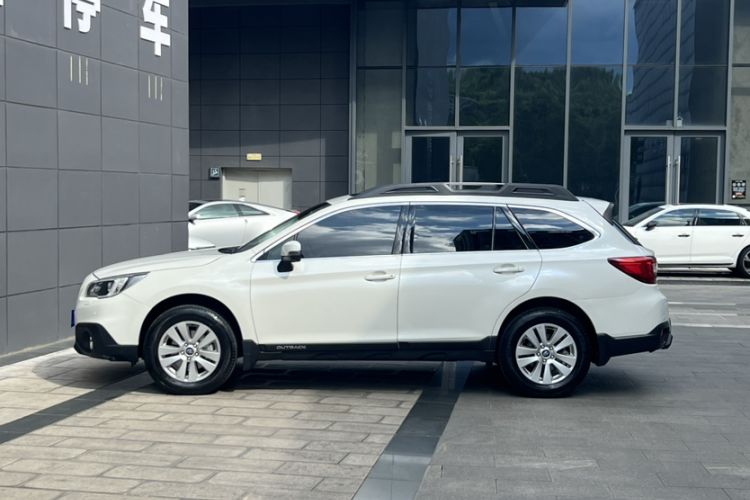 Used Subaru Outback 2017 2.5i Luxury Navigation Edition Exterior 5