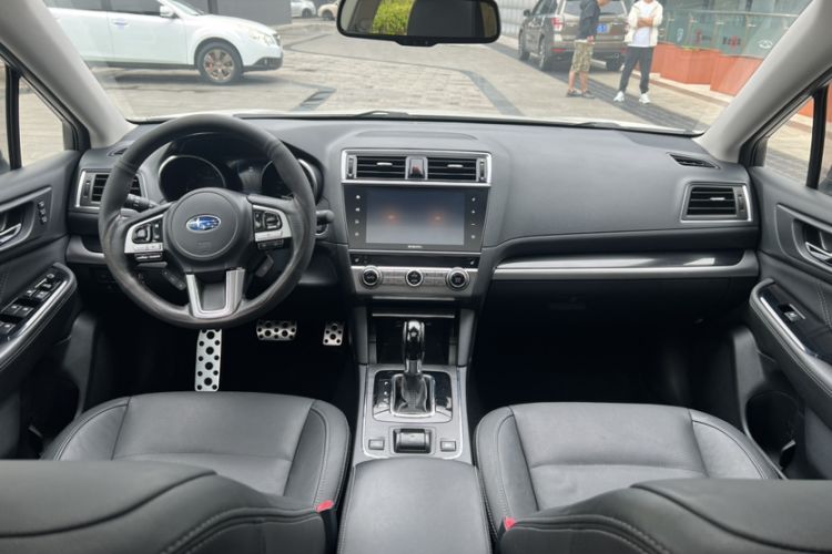 Used Subaru Outback 2017 2.5i Sport Navigation Edition with EyeSight Interior 8