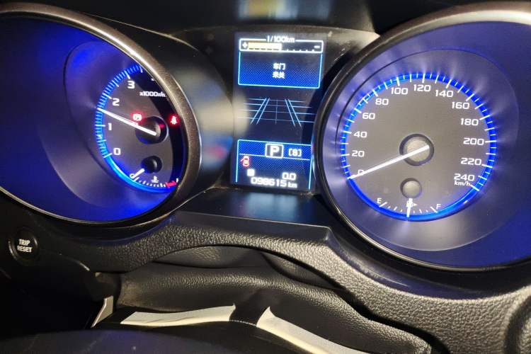 Used Subaru Outback 2017 2.5i Sport Navigation Edition with EyeSight Odometer Close Up