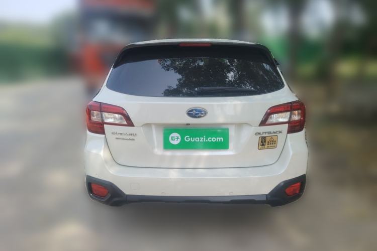 Used Subaru Outback 2017 2.5i Luxury Navigation Edition with EyeSight Rear