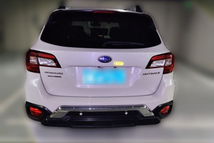 Used Subaru Outback 2017 2.5i Luxury Navigation Edition Rear