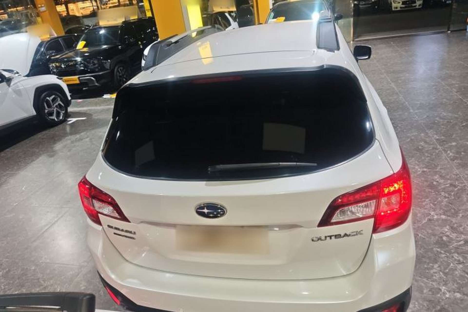 Used Subaru Outback 2017 2.5i Luxury Navigation Edition with EyeSight Rear
