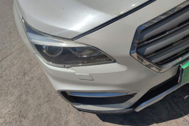 Used Subaru Outback 2017 2.5i Luxury Navigation Edition Right Front Headlight