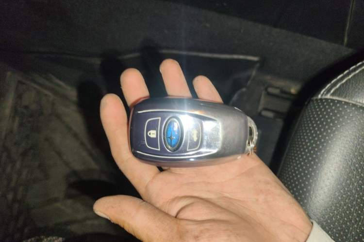 Used Subaru Outback 2017 2.5i Sport Navigation Edition Vehicle Key