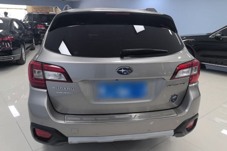Used Subaru Outback 2017 2.5i Sport Navigation Edition Rear