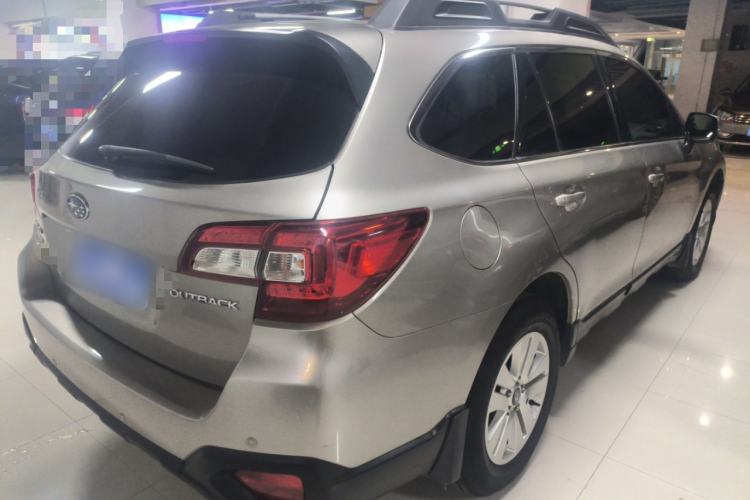 Used Subaru Outback 2017 2.5i Luxury Navigation Edition Rear Right 45 Deg