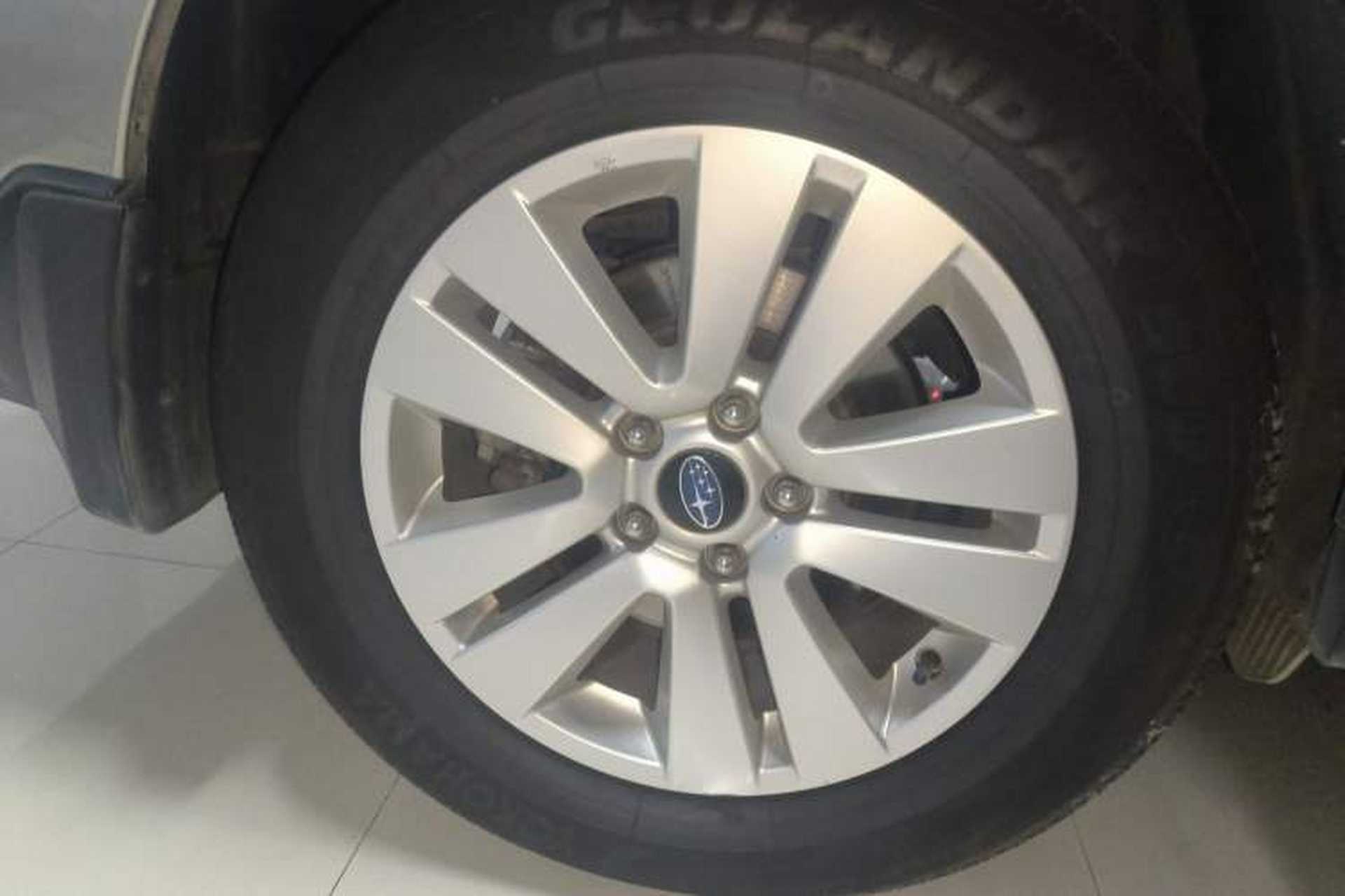 Used Subaru Outback 2017 2.5i Luxury Navigation Edition Right Rear Wheel Hub