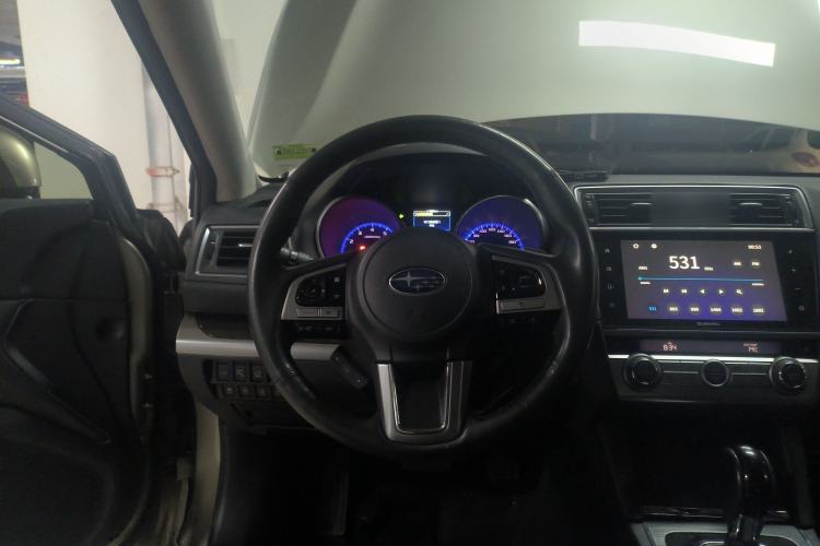 Used Subaru Outback 2017 2.5i Luxury Navigation Edition Steering Wheel