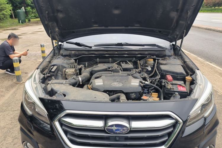Used Subaru Outback 2018 2.5i Sport Navigation Edition with EyeSight Engine Bay