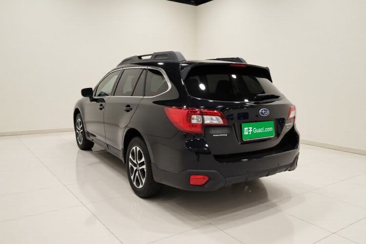Used Subaru Outback 2018 2.5i Luxury Navigation Edition with EyeSight Exterior 3