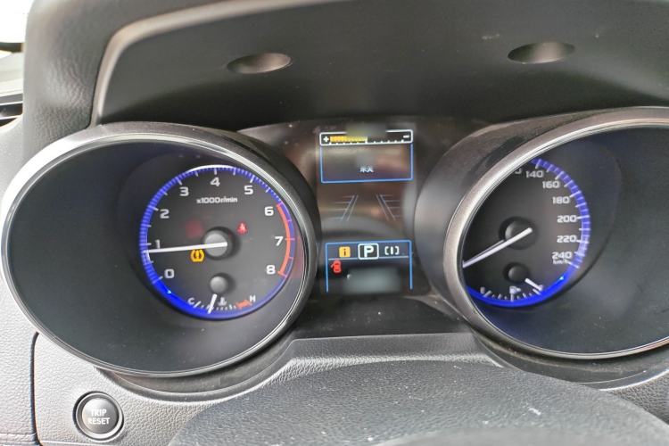 Used Subaru Outback 2018 2.5i Luxury Navigation Edition with EyeSight Instrument Cluster