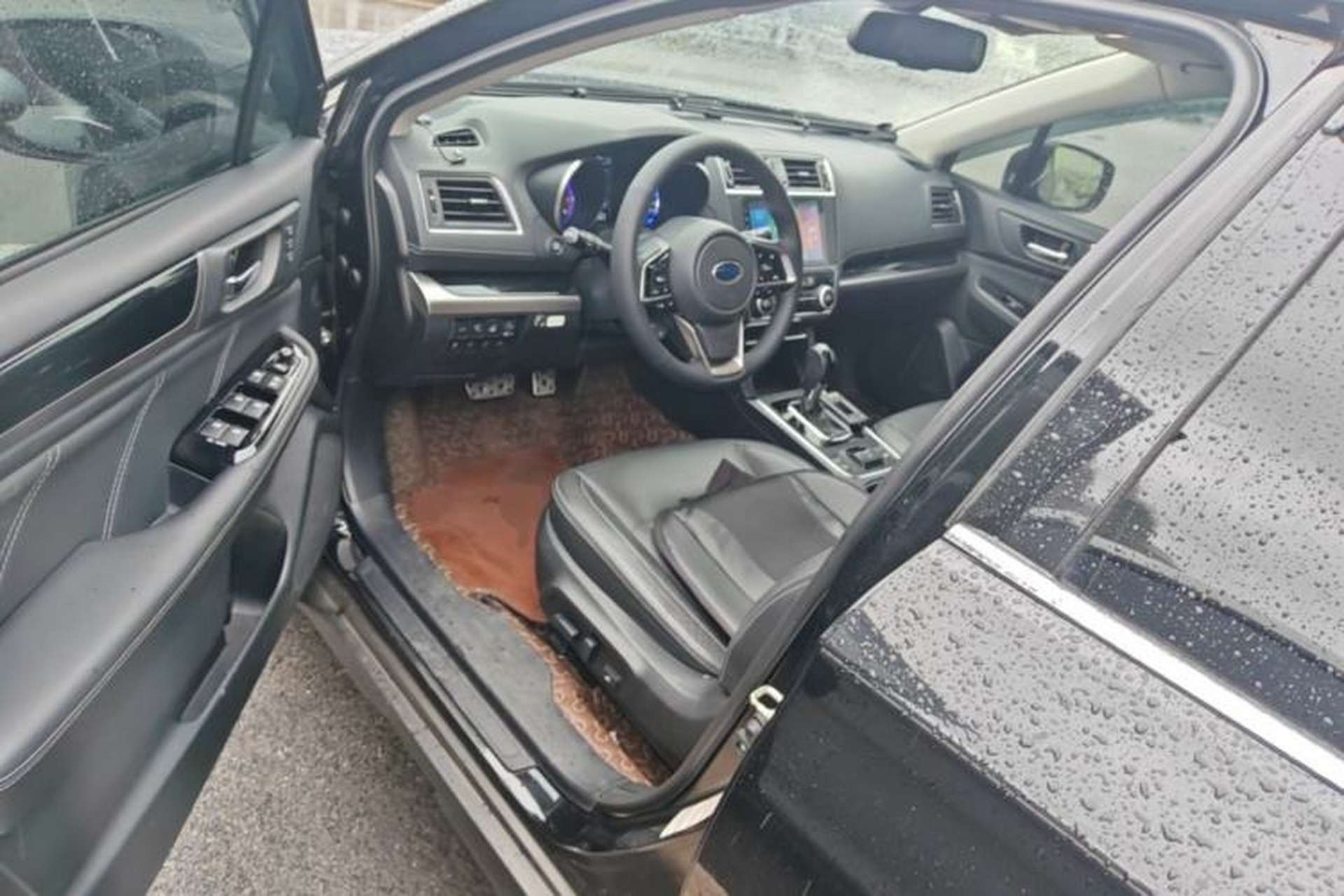 Used Subaru Outback 2018 2.5i Sport Navigation Edition with EyeSight Interior 3