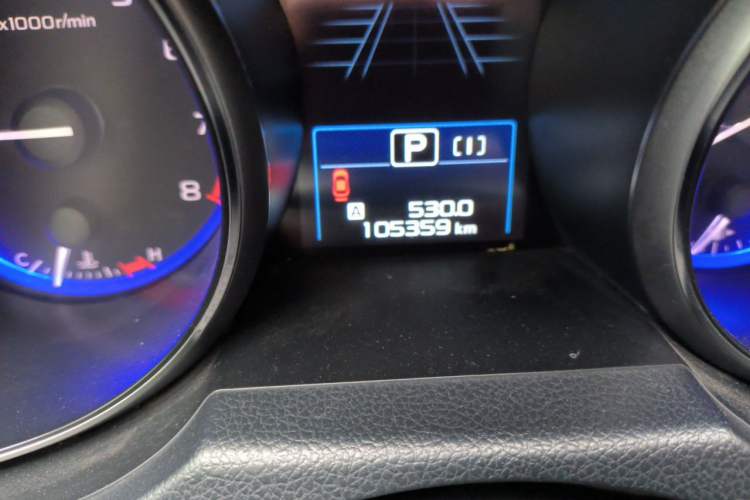 Used Subaru Outback 2018 2.5i Sport Navigation Edition with EyeSight Odometer Close Up