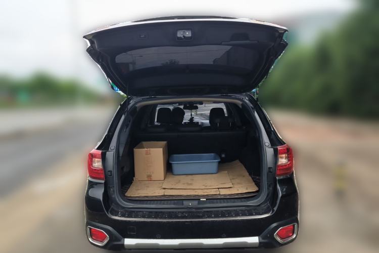 Used Subaru Outback 2018 2.5i Sport Navigation Edition with EyeSight Trunk